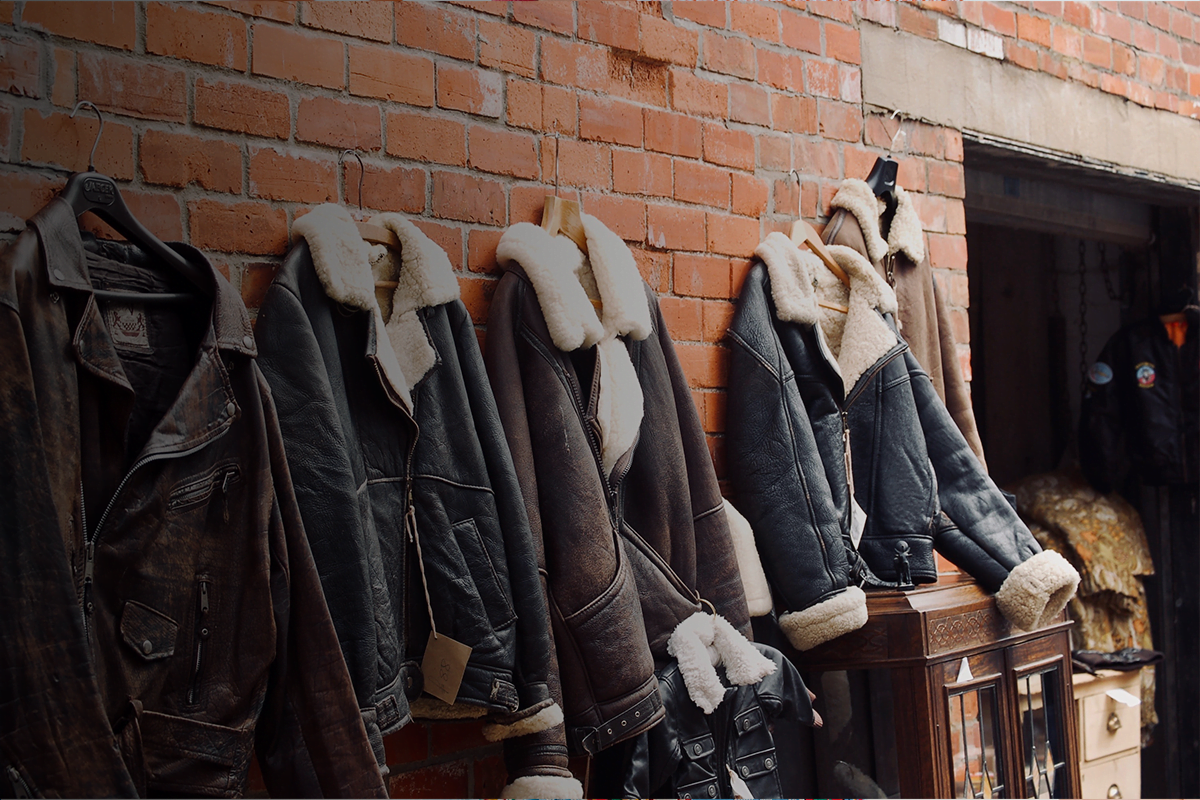 What you should know before buying vintage clothing online Dust